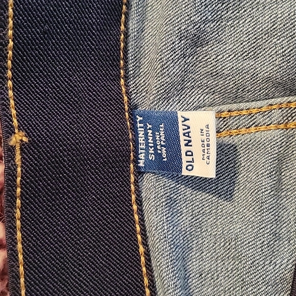 Maternity jeans nwt - Picture 2 of 4